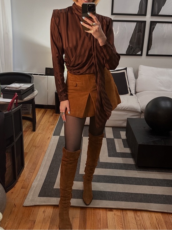 Marc Jacobs Dresses & Skirts - Marc Jacobs Chestnut Suede Mini Skirt with Button Detail
